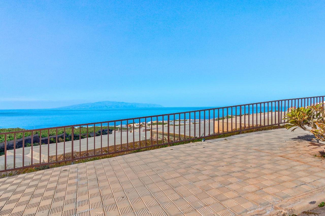 Bonita Casa Nina Con Jacuzzi By Paramount Holidays Playa de San Juan  Exterior photo